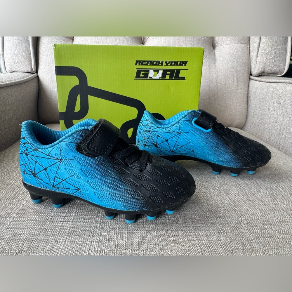 Toddler / Kids' Size 8 Brooman Blue & Black Soccer Cleats